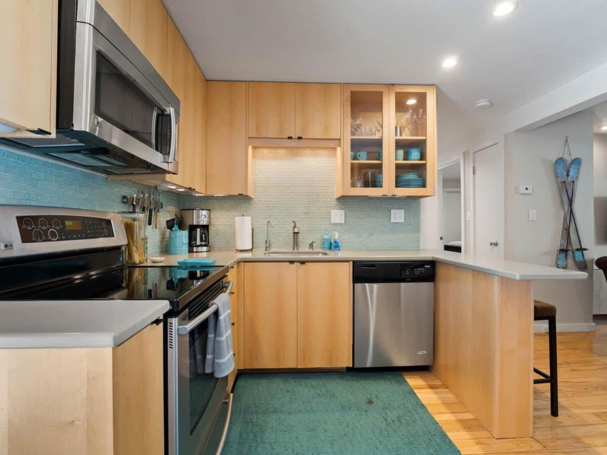 Relaxing 2 Bedroom Steps From Vail Resort Экстерьер фото
